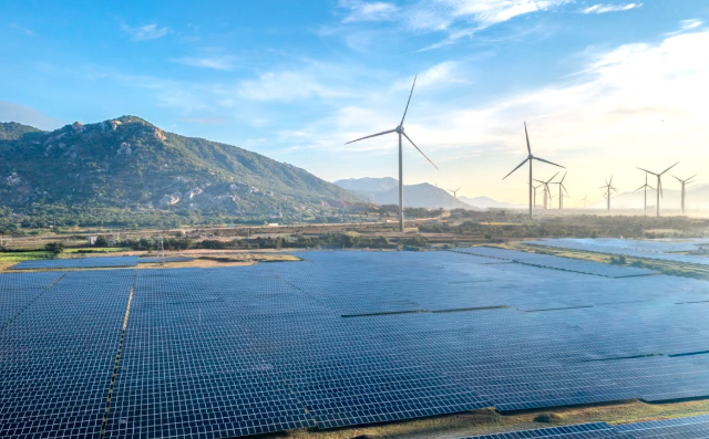 Maharashtra Cuts Land Transfer Costs to Give Renewable Energy Projects a Boost